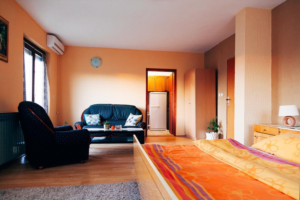 Apartmani Maraton Vukovar Exterior photo